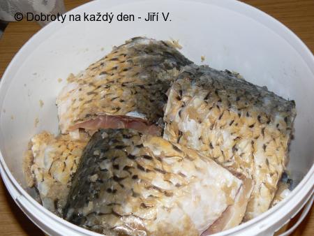 Uzení ryb a konzervování uzených ryb zavařováním
