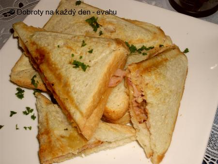 Slaninovo - kuřecí  sendviče