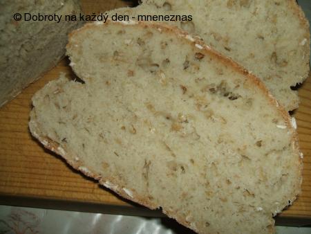 Chléb s ovesnými vločkami